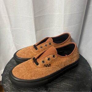 Vans Skate Authentic Hairy Suede Black Rust Siz US 6  Men New Rare VN0A2Z2Z8D3